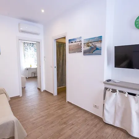 Appartamento A Casa Di Amici Giardini Naxos